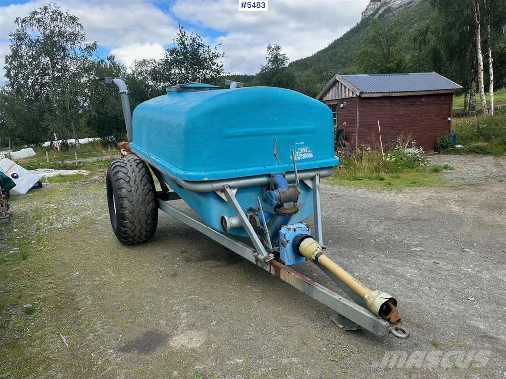  Reime Gjødselvogn Mechanické secí stroje