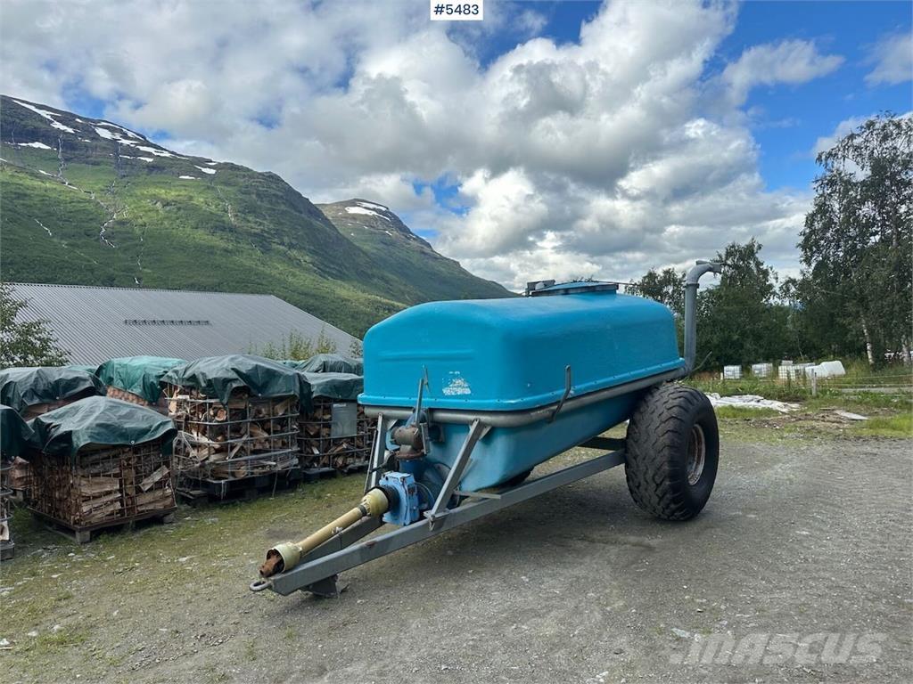  Reime Gjødselvogn Mechanické secí stroje