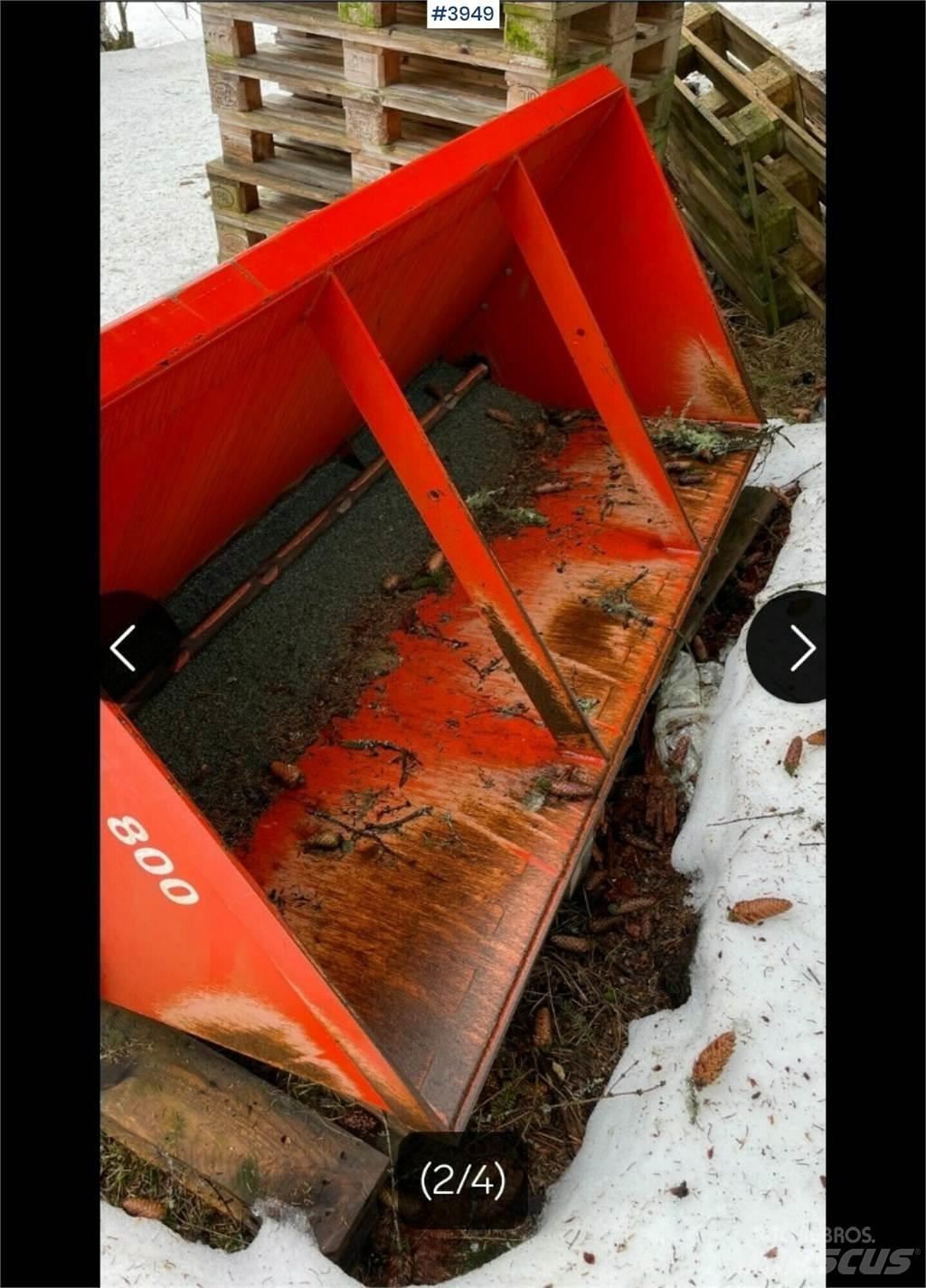 Sisu 800 Další silniční a sněhové stroje