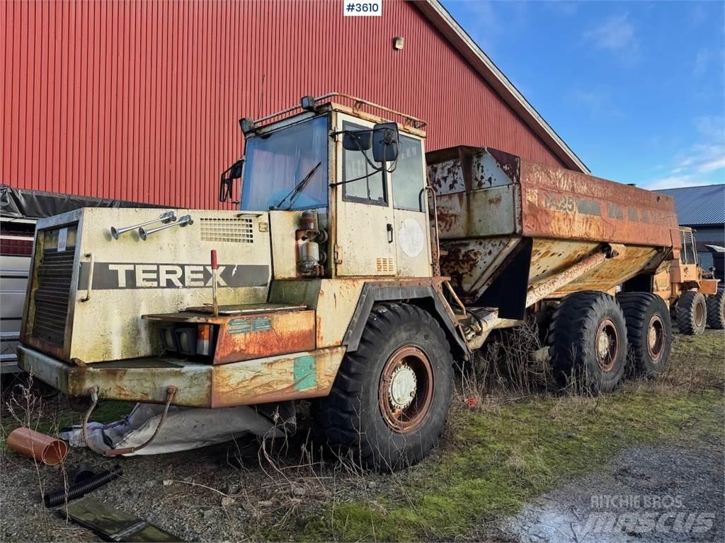 Terex TA25 Kolové nakladače