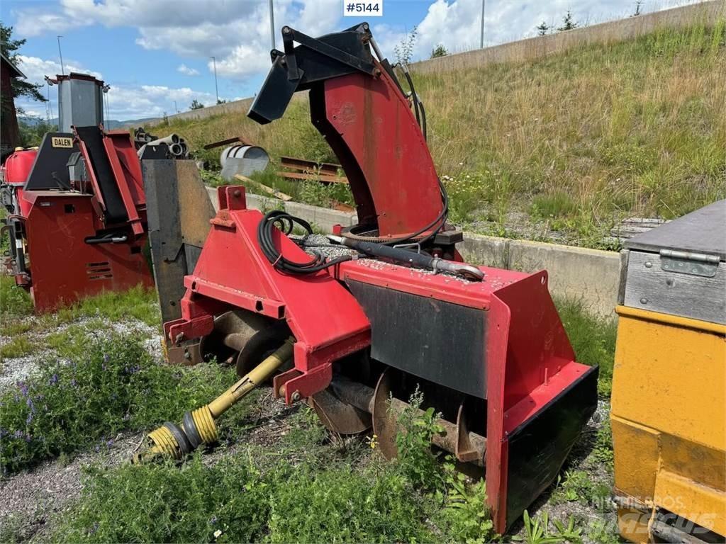 Tokvam 255 Sněžné pluhy, přední sněhové radlice