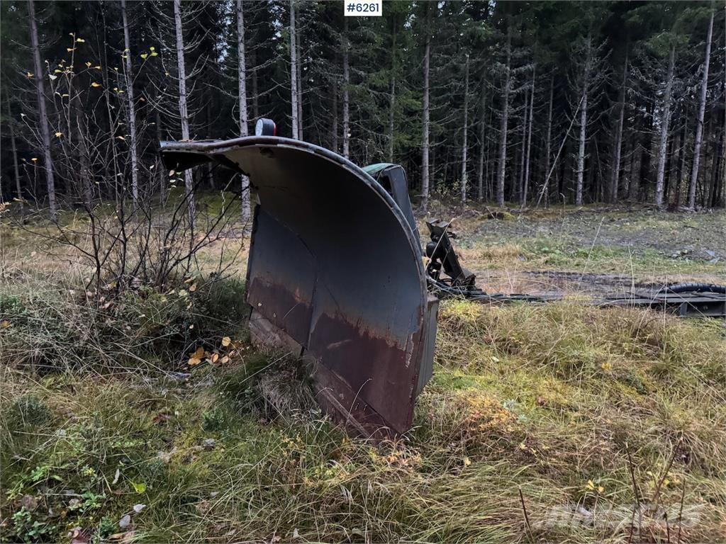 Uni-väg UV-320 Sněžné pluhy, přední sněhové radlice