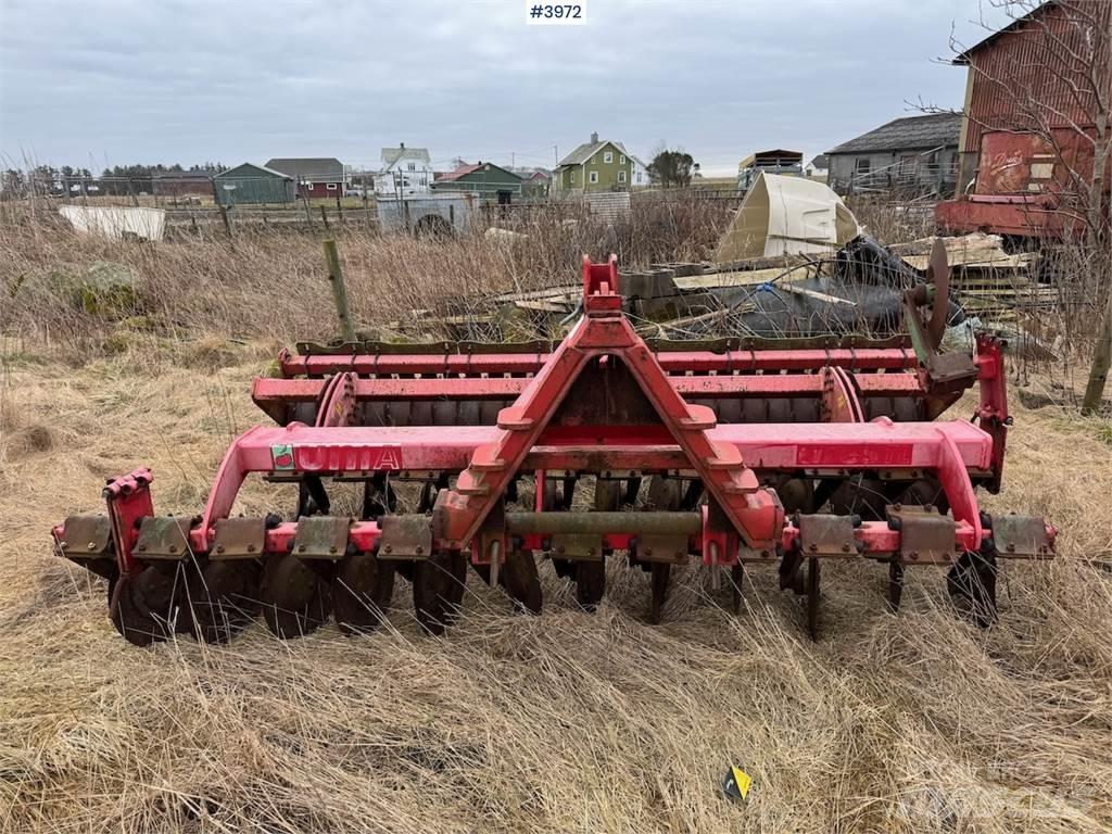 Unia Ares 30 TL Mechanické secí stroje