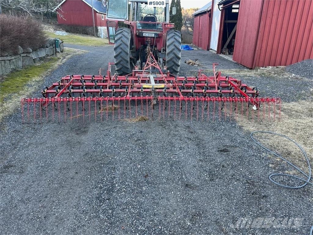 Väderstad 4,6 Další stroje na zpracování půdy a příslušenství