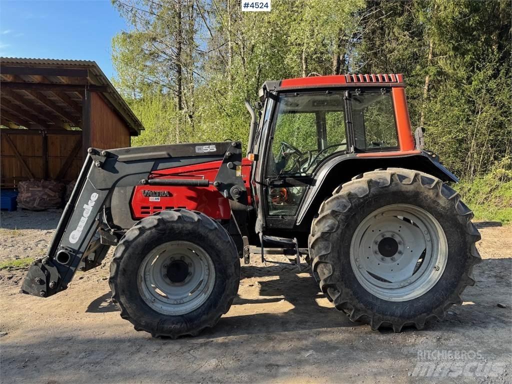 Valtra 6850 Traktory