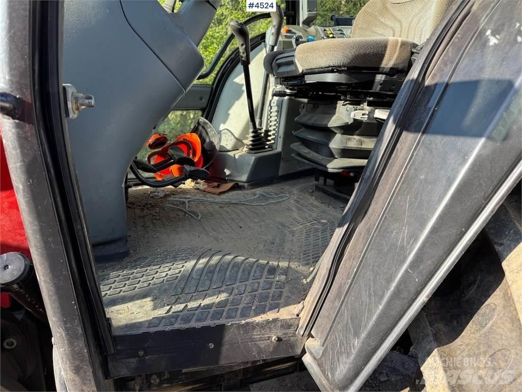 Valtra 6850 Traktory