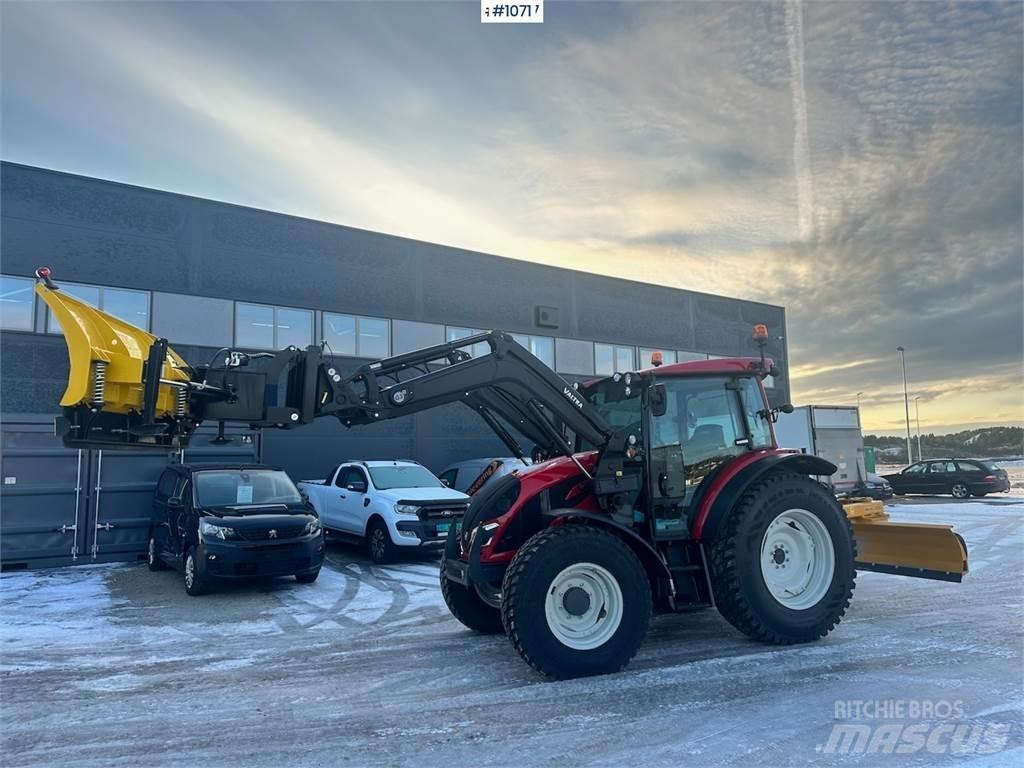 Valtra A95 4x4 Traktory