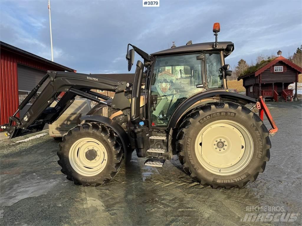 Valtra G135 Traktory