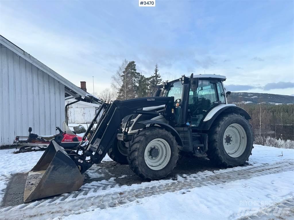 Valtra N134 Traktory