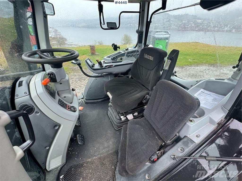 Valtra T234 Traktory