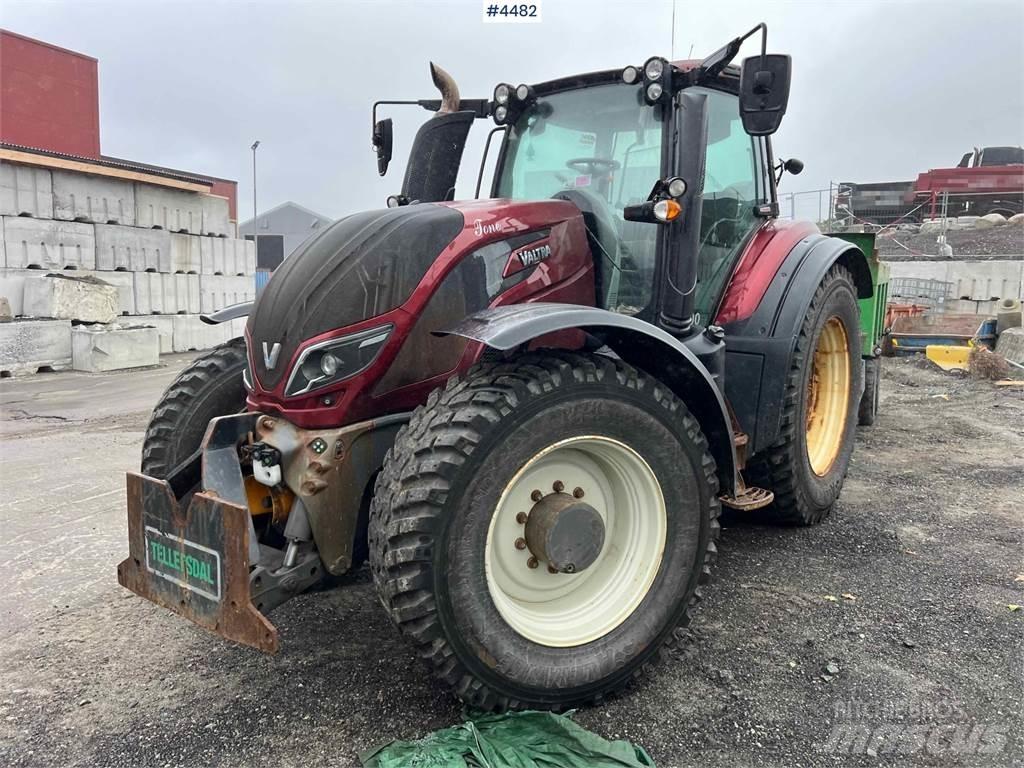 Valtra T234 Traktory