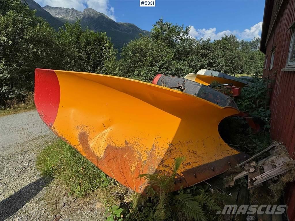 Viking L275E Sněžné pluhy, přední sněhové radlice