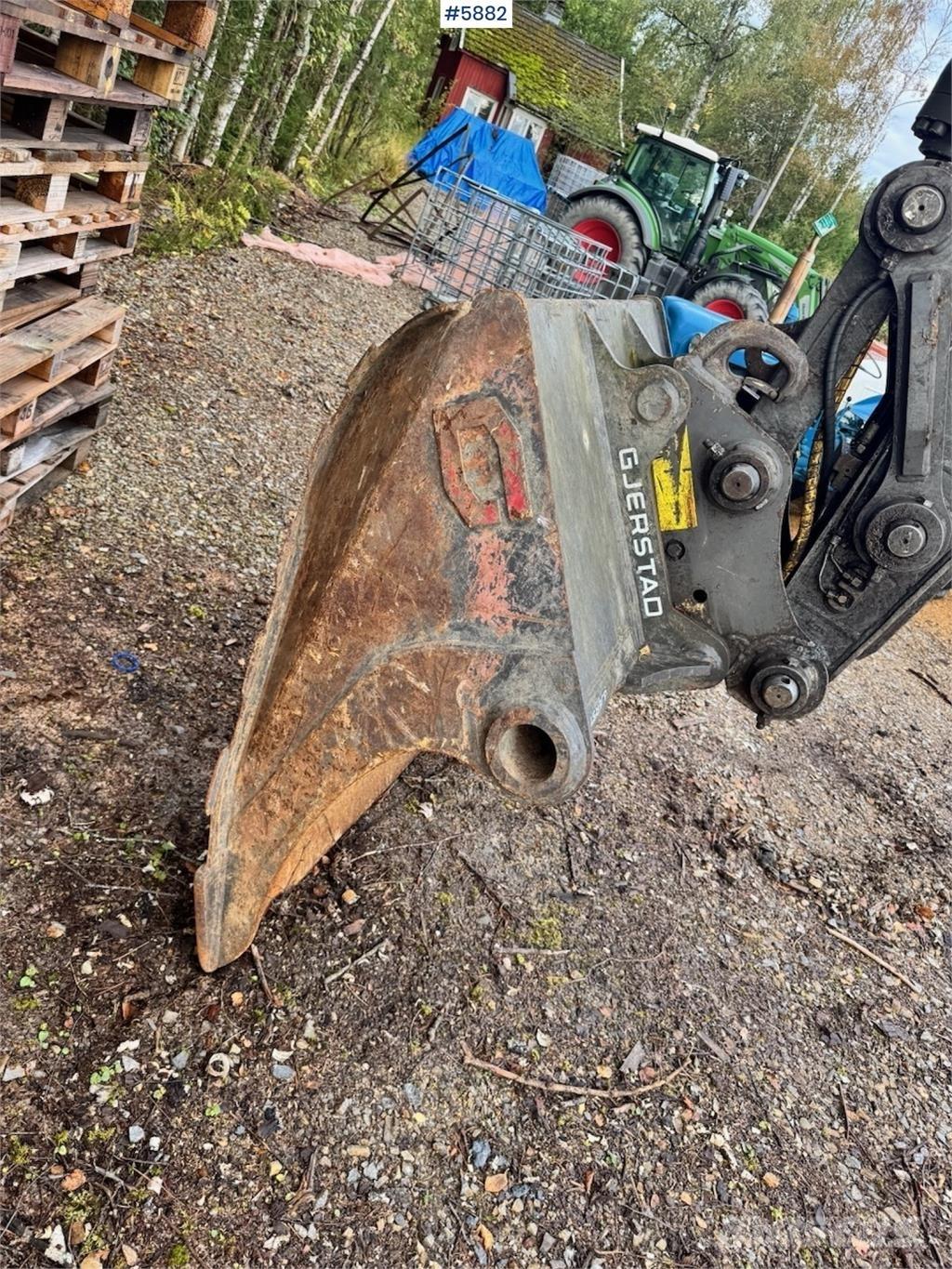 Volvo EC140DL Pásová rýpadla