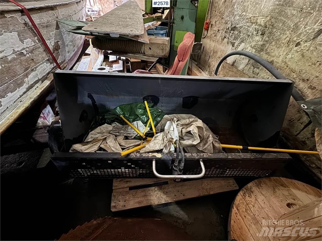 Vreten strøskuffe Další silniční a sněhové stroje
