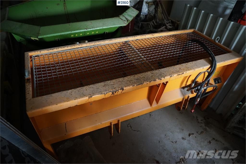  Westbjörn 2000 Sněžné pluhy, přední sněhové radlice