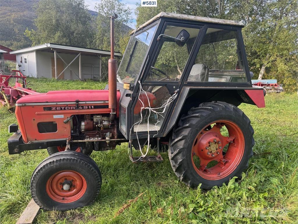 Zetor 4911 Traktory