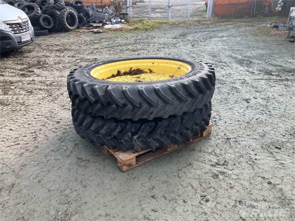  12.4 R 42 Další