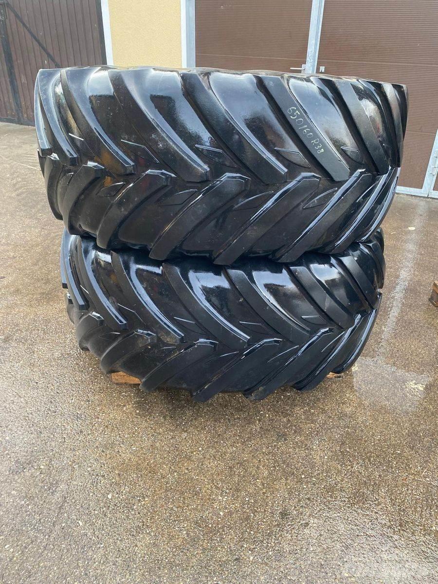 BKT 650/60R38 Pneumatiky, kola a ráfky