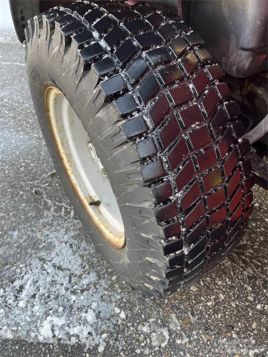 Carraro 4400 HST Komunální / Multi-užitková vozidla
