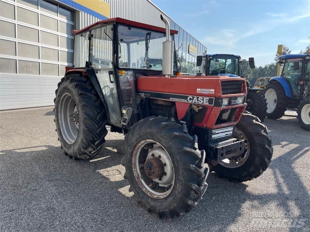 Case IH 885 XLA Traktory