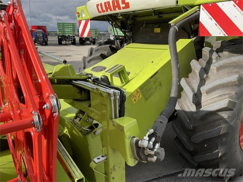 CLAAS AVERO 240 Sklízecí mlátičky