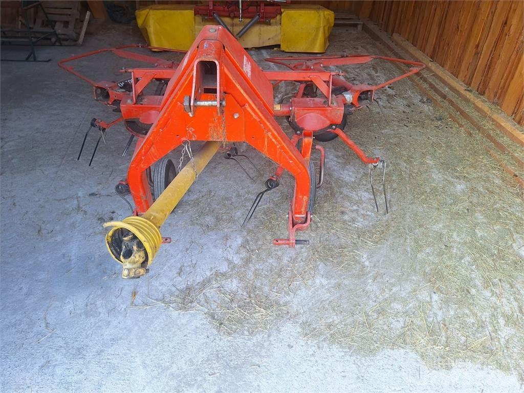 Deutz-Fahr  Obraceče a shrabovače sena