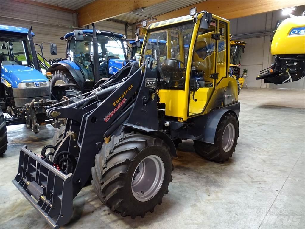 Eurotrac W 13 Čelní nakladače a rypadla