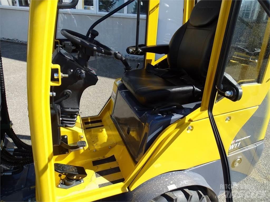 Eurotrac W11 C Čelní nakladače a rypadla