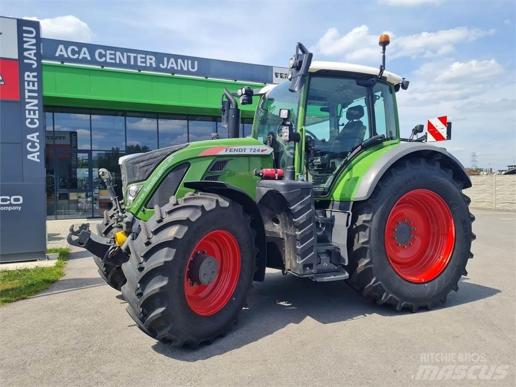 Fendt 724 Vario Traktory
