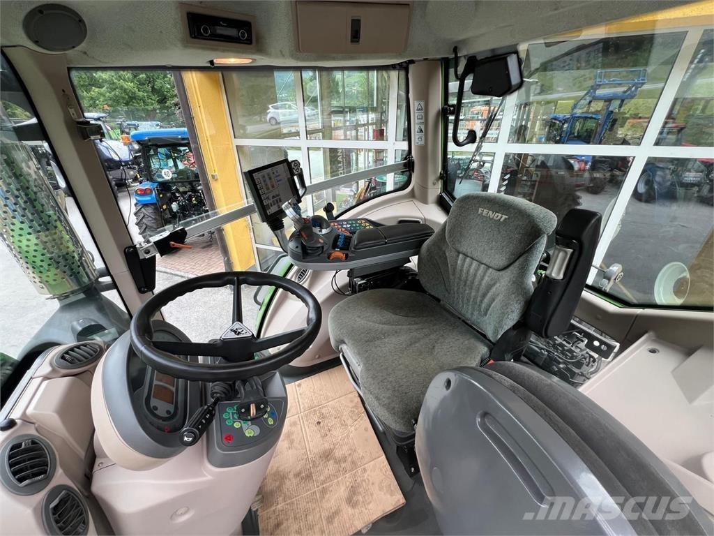 Fendt 930 Vario Traktory