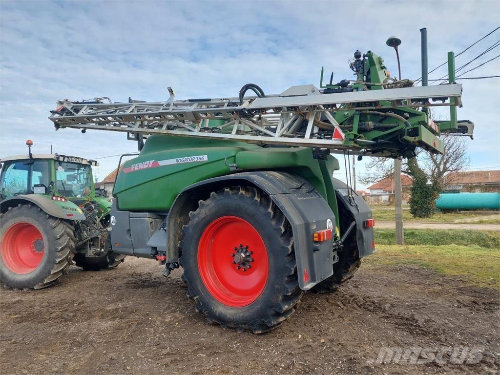 Fendt ROGATOR 366 Tažené postřikovače