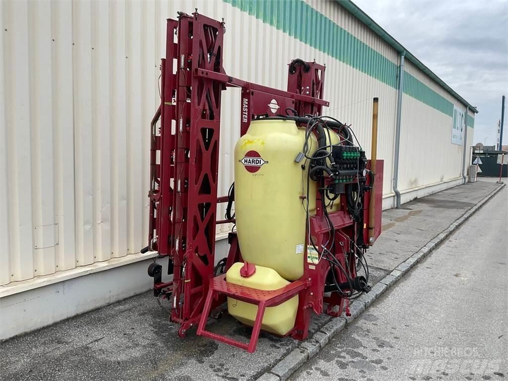 Hardi Master 1000 Tažené postřikovače