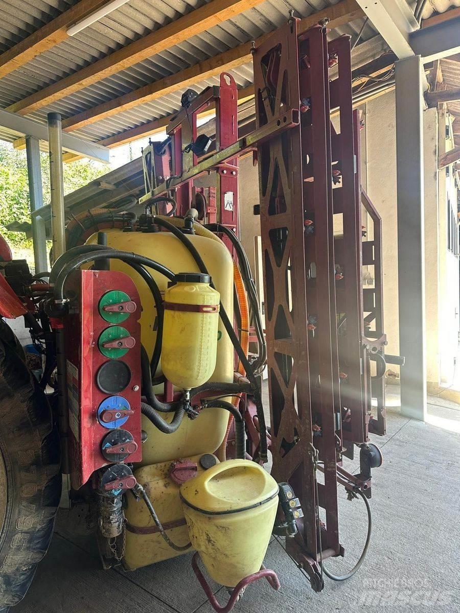 Hardi Master 1200 Tažené postřikovače