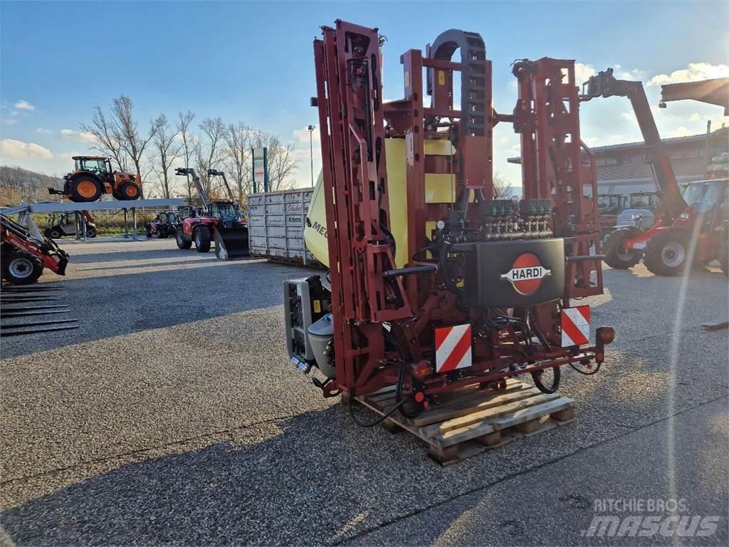 Hardi Mega 12 Tažené postřikovače
