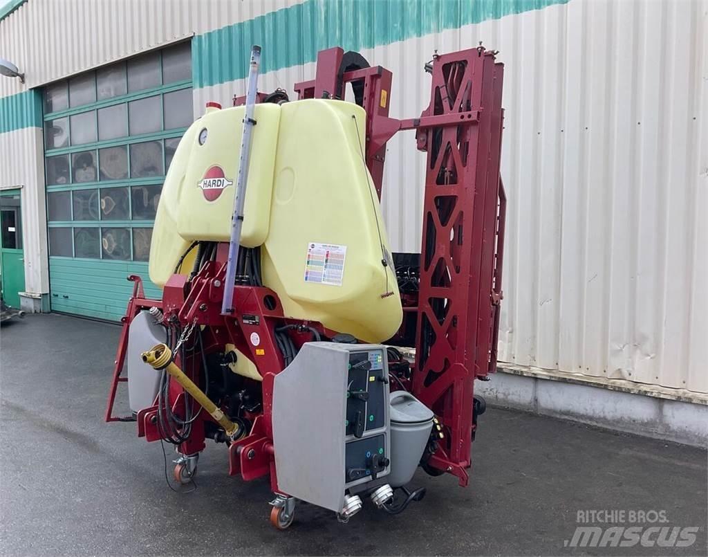 Hardi MEGA 1200 Tažené postřikovače