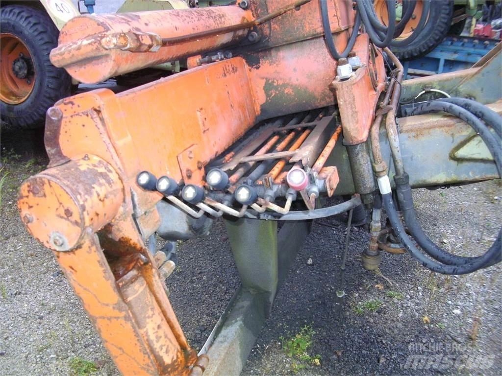 Hiab 765 Jeřáby a nakladače