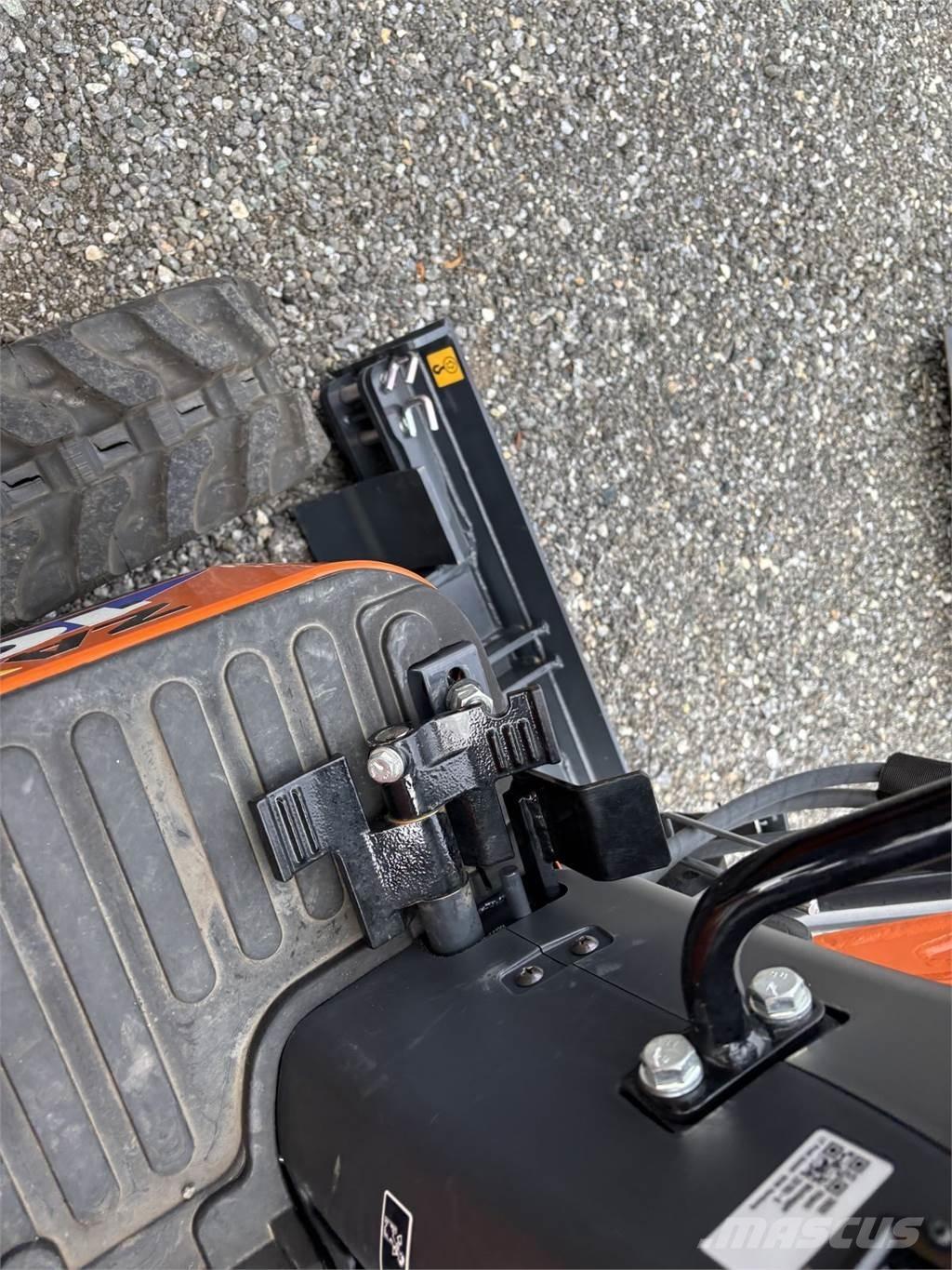 Hitachi ZX10U-6 Mini rýpadla < 7t