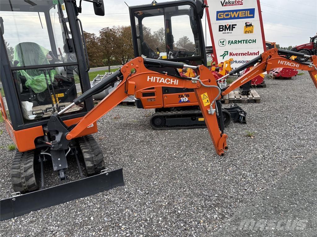 Hitachi ZX19-6 Pásová rýpadla