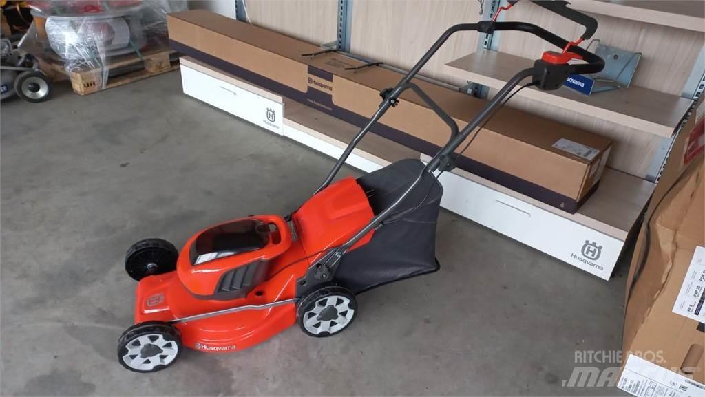 Husqvarna LC 137i Samojízdné sekačky