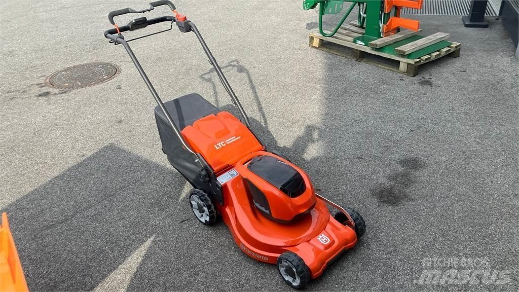 Husqvarna LC 347iVX Samojízdné sekačky
