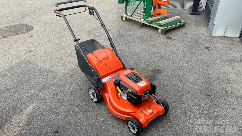 Husqvarna LC 347V Samojízdné sekačky