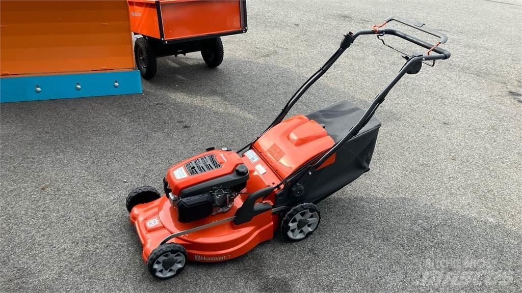 Husqvarna LC 353VE Samojízdné sekačky