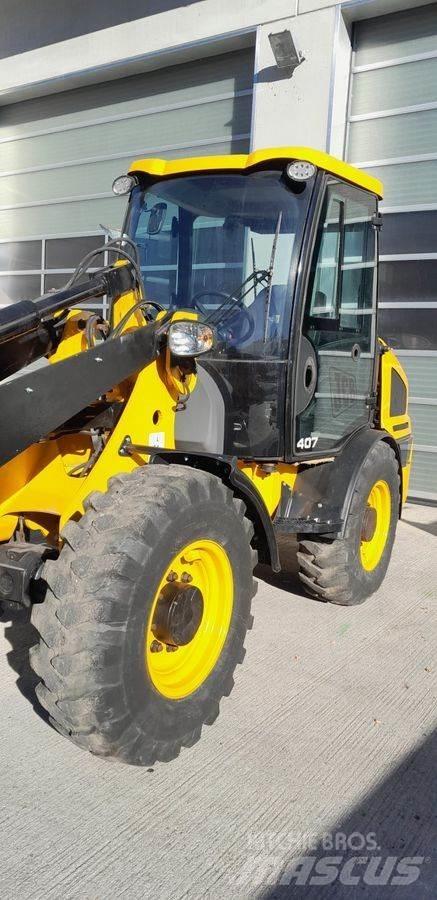 JCB 407 Kolové nakladače