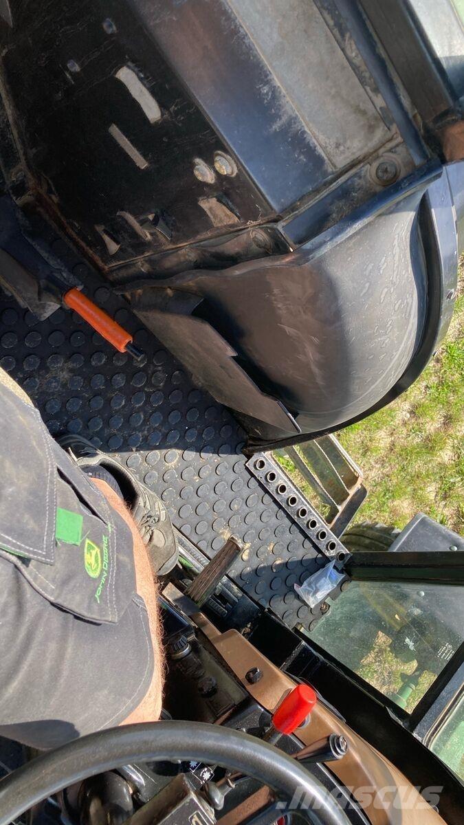 John Deere 1850 Traktory
