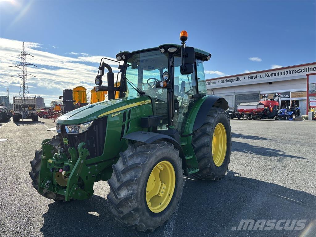 John Deere 5090R Traktory