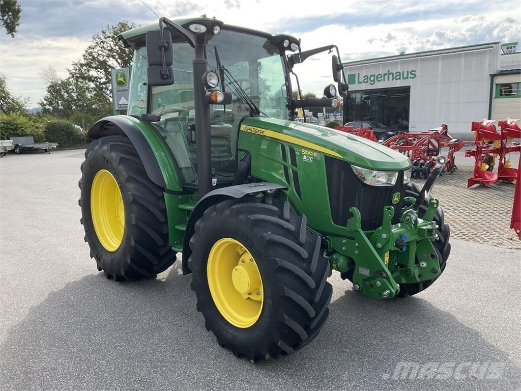 John Deere 5100R Traktory