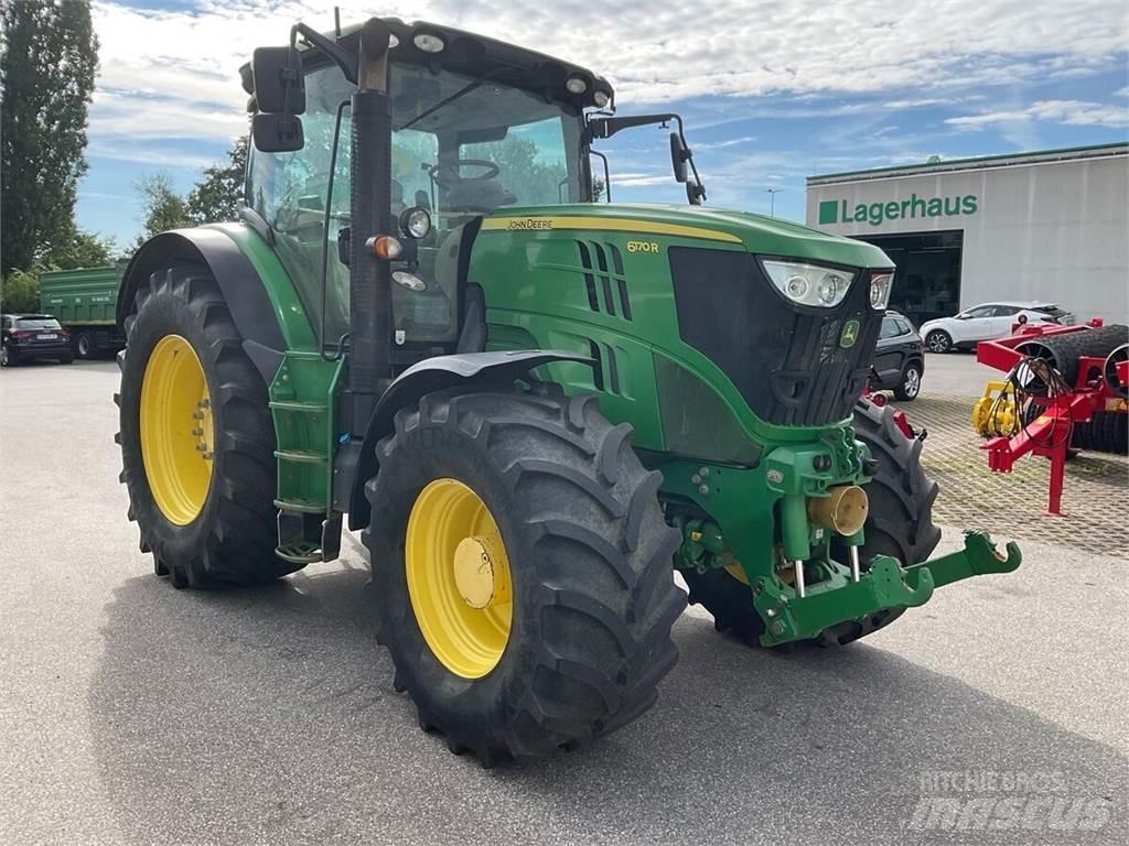 John Deere 6170R Traktory