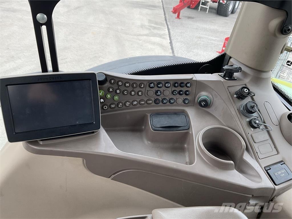 John Deere 6170R Traktory