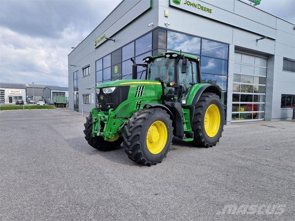 John Deere 6195M Traktory