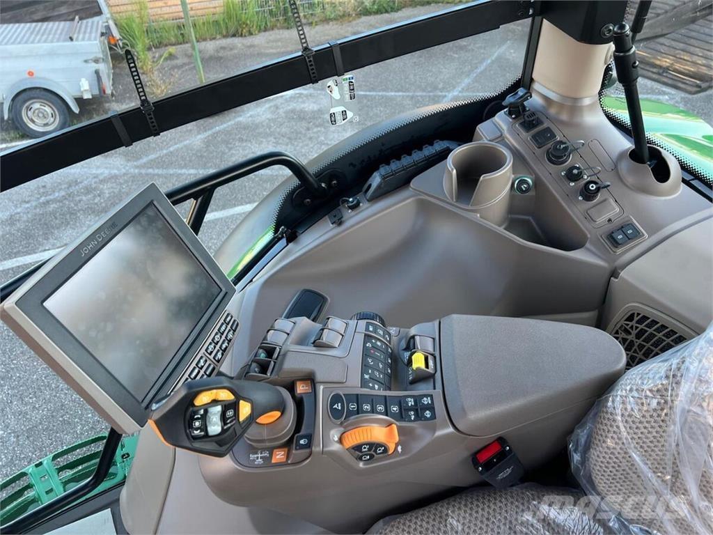 John Deere 6R 130 Traktory